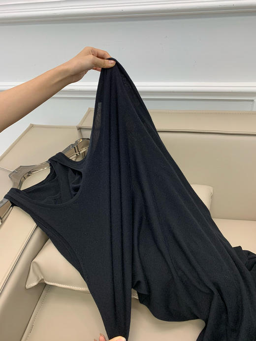 69-2渠道圆正 tot冷淡北欧风 莱赛尔天丝羊绒 轻薄舒爽凉快 针织两件套 无袖连衣裙 商品图11