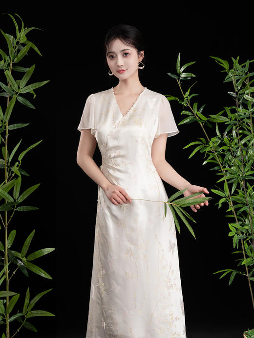 荷言HEYEN  松竹长 高定系列蝴蝶竹纹蚕丝人丝连衣裙旗袍V领水晶贝珠 商品图0