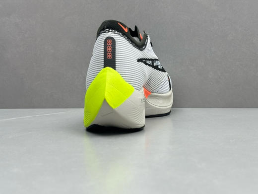 夏日特惠💰330 Nike ZoomX Vaporfly Next%2 轻盈织物减震防滑耐磨透气轻便回弹 低帮休闲跑步鞋 商品图3