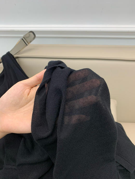 69-2渠道圆正 tot冷淡北欧风 莱赛尔天丝羊绒 轻薄舒爽凉快 针织两件套 无袖连衣裙 商品图12