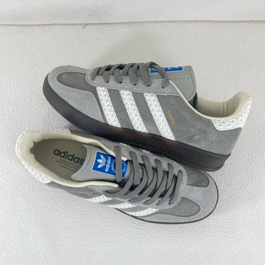 夏日特惠💰320 adidas originals Samba Handball Spezial OG 
此款以简约大方的造型设计，给人以随性休闲的时尚格调，穿着舒适轻便 商品图7