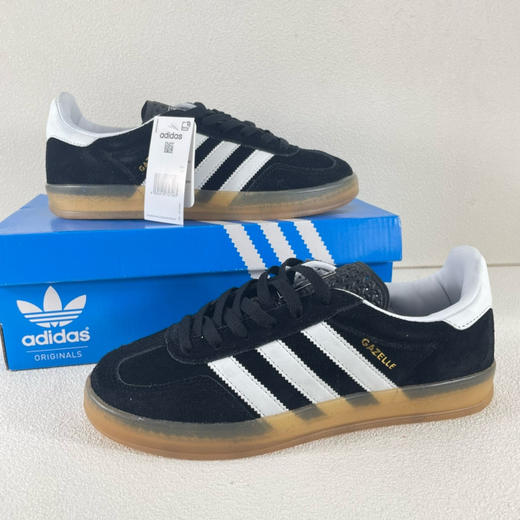 夏日特惠💰320 adidas originals Samba Handball Spezial OG 
此款以简约大方的造型设计，给人以随性休闲的时尚格调，穿着舒适轻便 商品图8