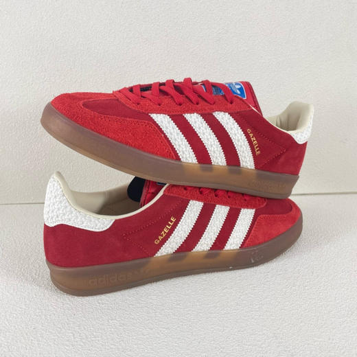 夏日特惠💰320 adidas originals Samba Handball Spezial OG 
此款以简约大方的造型设计，给人以随性休闲的时尚格调，穿着舒适轻便 商品图6