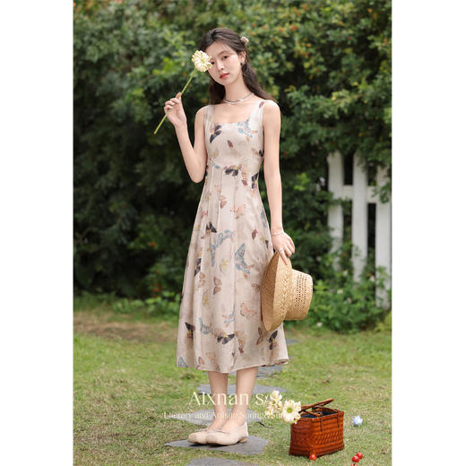 【6折秒杀】鹿向南《涅普蒂斯》气质法式连衣裙春夏裙子新款长裙吊带裙L35010 商品图1