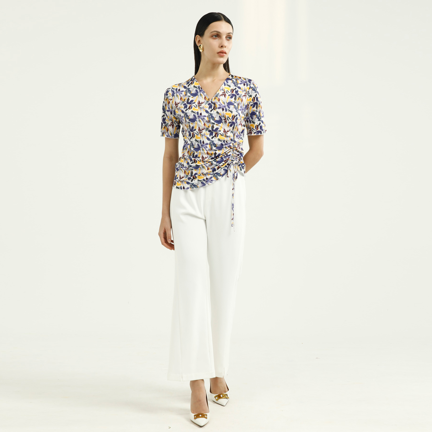 卡莉朵拉上衣C27B7191