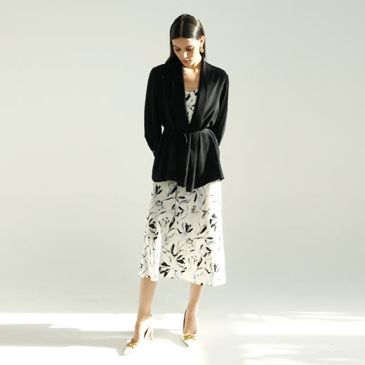 卡莉朵拉上衣C27B7190 商品图0