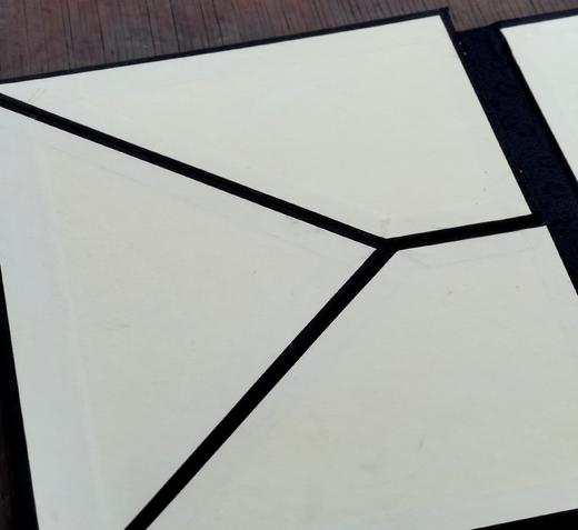 特惠《御制耕织图》，宣纸线装，筒子页，六合函套装，8开，850*1168mm，华东师范大学出版社2015年一版七印，定价580，售价188元。品相描述见后。 商品图2