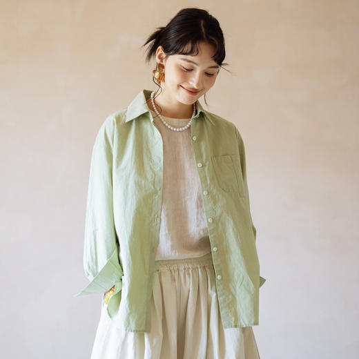 绽放旅行女装403朵/100%汉麻棉侧开衩微落肩套结短款长袖棉麻衬衫 商品图0