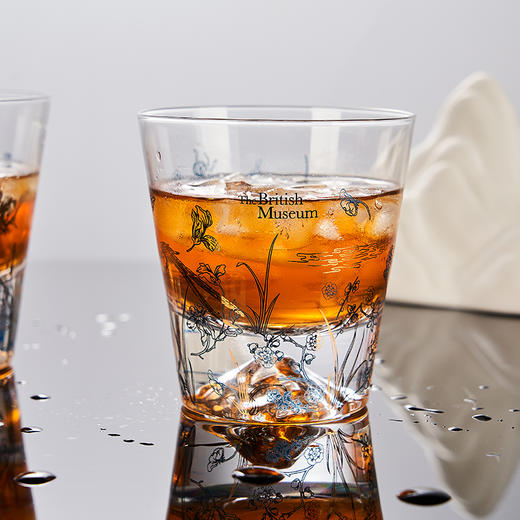 大英博物馆 博物志 东方梦境 系列 蓝金蝴蝶观山玻璃杯 灵羽芳地观山玻璃杯 商品图2