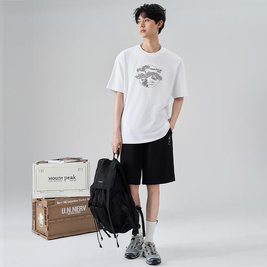 西遇国风精致绣花圆领男士T恤早春新款百搭简约宽松短袖上衣12545820 商品图1