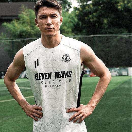 小李子Eleventeams足球运动训练无袖印花破浪系列提花面料背心成人男 商品图1