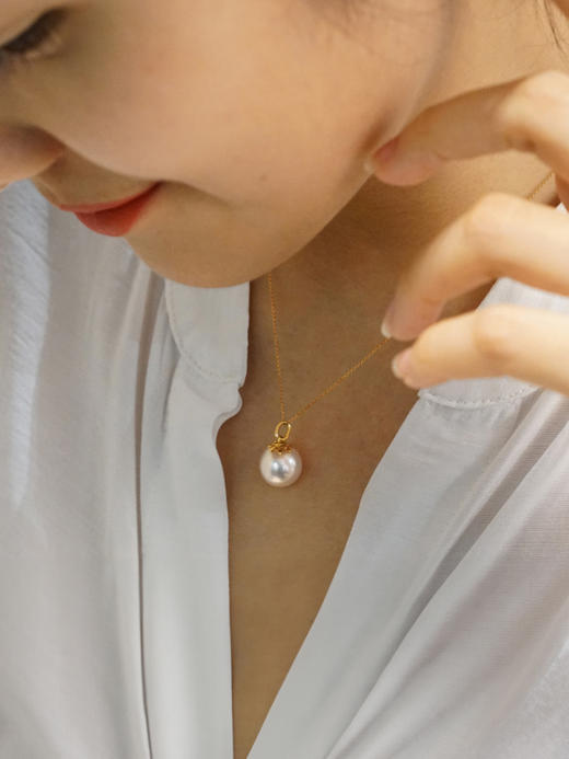 LUCINE 金铃兰18K黄金珍珠吊坠12mm母亲节礼物复古简约大气送妈妈(不含链) 商品图1