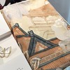 【甄珠贝·国风系列】精奢亭台楼宇花萝面料双面异色丝巾和贝壳蝴蝶胸花礼盒套装【适合送外宾】 商品缩略图1