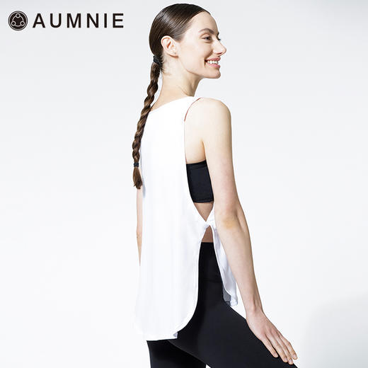 AUMNIE 丨澳弥尼 侧扭转长版冲浪背心 / SIDE TWIST SURF TANK, LONG（售后说明，只支持收货7天内退换货） 商品图4