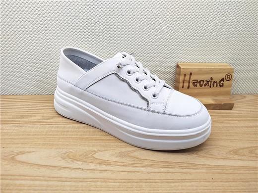 豪行春季新款23186987真皮时尚运动休闲低跟女鞋单鞋 商品图0