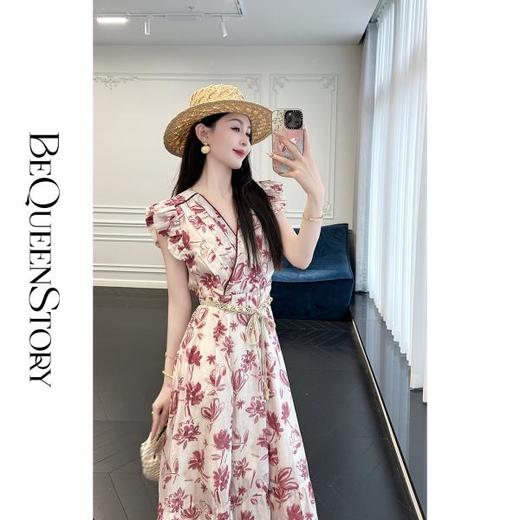 BeQueenStory【卡罗拉花海】设计感捏褶小飞袖时尚V领收腰连衣裙 商品图0