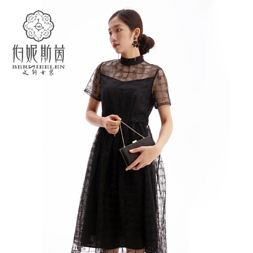 漆黑色连衣裙HJ2S23 商品图0