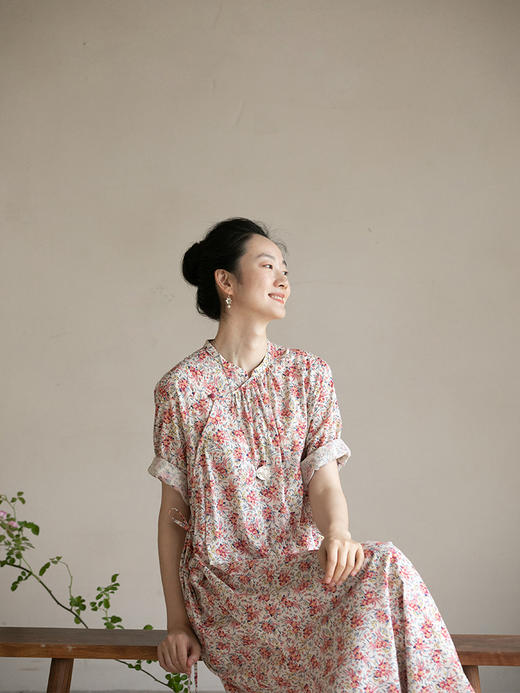 牧衣游原创小碎花炒色进口棉连衣裙-----徐凤絮 商品图3