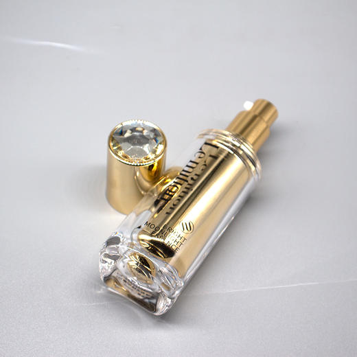 沥美川璀璨月光精华液30ml美容院正品直发包邮抗氧化去黑色素 商品图1