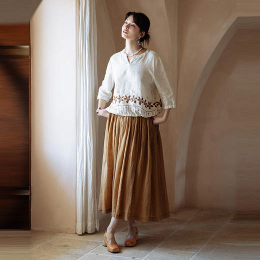 绽放401【甜茶系列·咖啡花】高支亚麻定位印花v领七分袖小衫T恤 商品图3