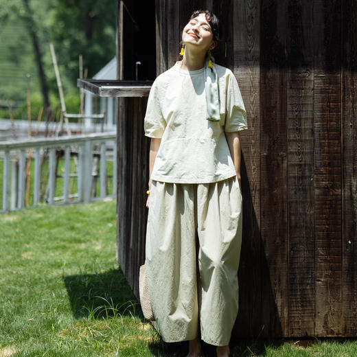 绽放388朵【甜茶系列·舒芙蕾】插肩袖打褶结构短款苎麻衬衣小衫 商品图2