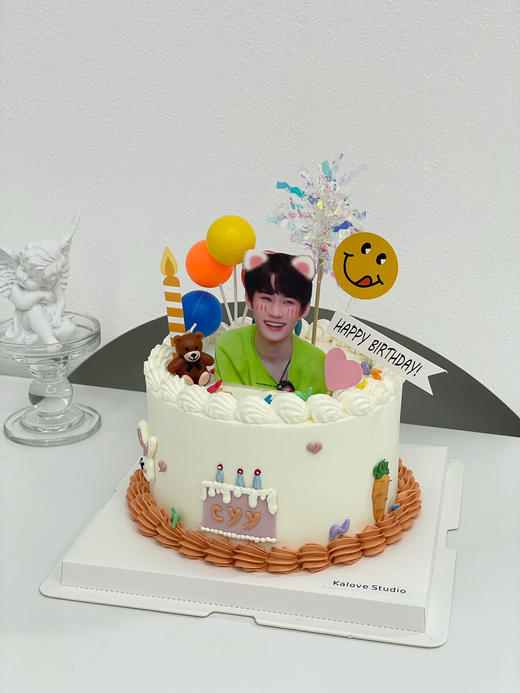 明星人像插牌生日蛋糕（可更换人像 商品图0