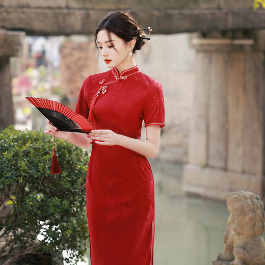 2024夏季新款国风订婚送考提花中长款红色气质显瘦宴会婚礼旗袍MLS-6891 商品图2