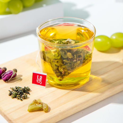 【超好喝！葡萄乌龙果茶 】葡萄与乌龙茶的鲜爽甘醇的惊喜，茶包选用食品安全级，网红同款奶茶三角包冷泡水果喜茶蜜白桃乌龙水果茶QQ 商品图1