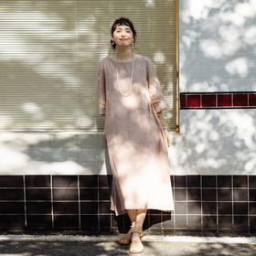 绽放372【甜茶系列·肉桂】高支砂洗亚麻一字领七分袖碎褶连衣裙