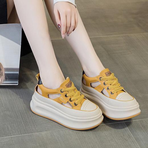 【预售5天】真皮运动凉鞋女款2024夏季新款内增高厚底洞洞鞋镂空透气复古HFE&5558 商品图1