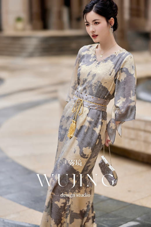 【雾境定制】璀璨银裳系列不规则斑驳烫银铆钉丝缎连衣裙 3204025 商品图1