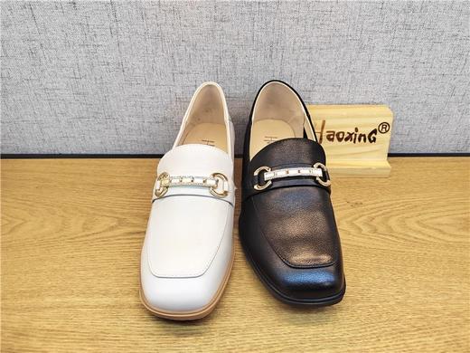 豪行春季新款22130166真皮时尚休闲女鞋单鞋皮鞋专柜正品大码 商品图3