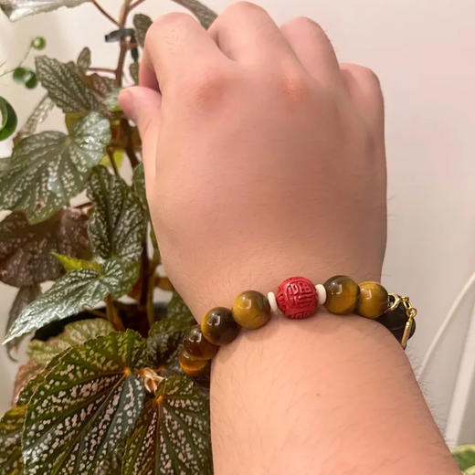 【宫和宝珈】故宫文创手串，天然玉石 优雅国风，碧玉珠配南红念珠，白玉珠配琥珀念珠，天然黑白松石银质吞金兽太极福运念珠，虎眼石帝王砂念珠 商品图6