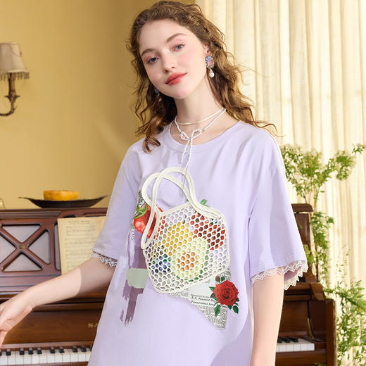 两三事花篮渐满2024夏季新款小清新印花立体装饰棉质t恤女宽松 商品图1