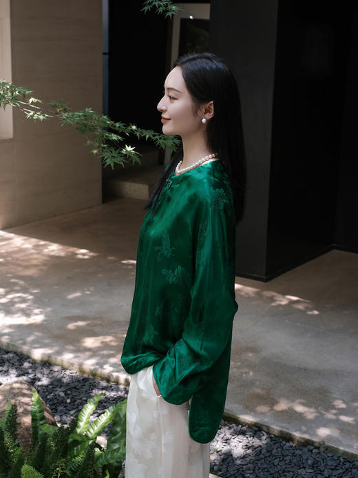 盛唐牡丹 |真丝提花蝶恋花偏襟上衣 商品图1