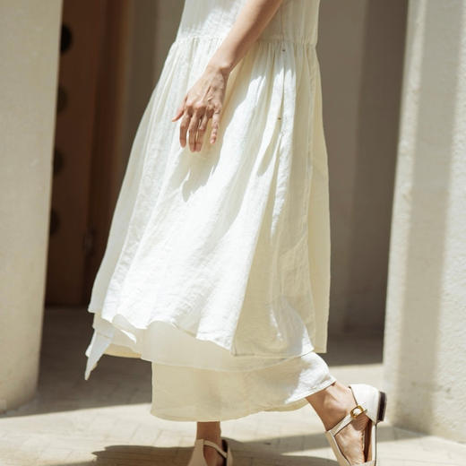 绽放368朵【甜茶系列·淡奶油】42支皱纹苎麻双层褶皱无袖背心裙 商品图2