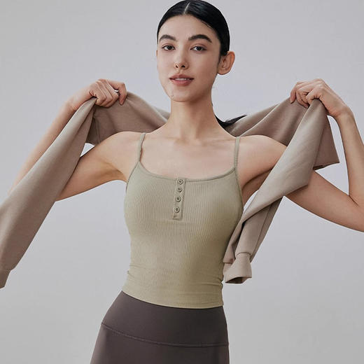 【限时秒】YOGACODE【火树银花系列】2024 春夏瑜伽服背心女带胸垫性感细肩带运动上衣DSB734 商品图3