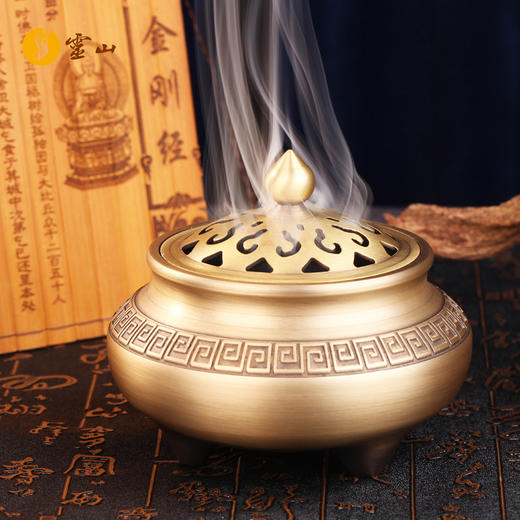 回纹三足香炉 商品图0