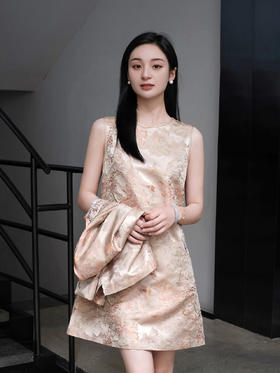 盛唐婧 |真丝宋锦花罗背心裙