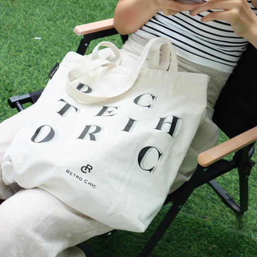 RetroChic—字母印花帆布袋 商品图1