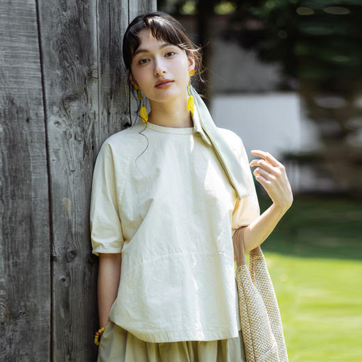 绽放388朵【甜茶系列·舒芙蕾】插肩袖打褶结构短款苎麻衬衣小衫 商品图0