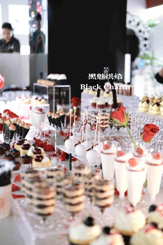 红黑色系开业茶歇 商品图1