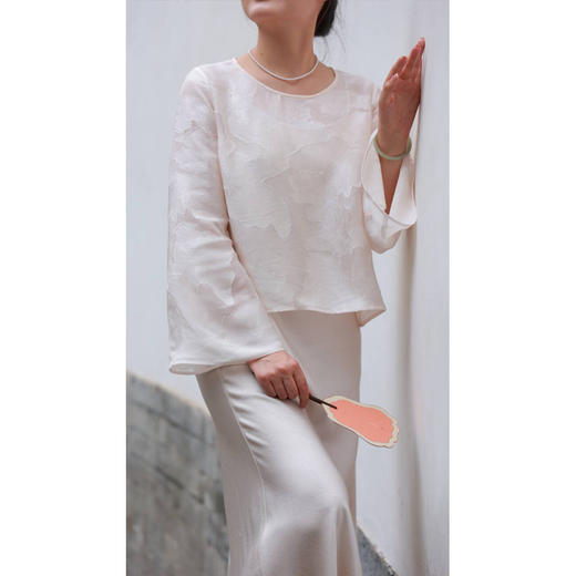 小羽-套装（圆领套头衫24708749-美人祭+吊带裙24718748-米汤娇） 商品图8