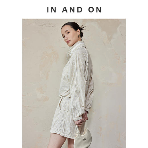 IN AND ON 莲叶 UPF50+印花防晒外套短裤套装54309 商品图5