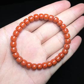 玉美人菲菲/南红手串约7mm