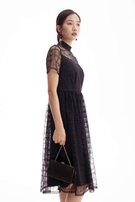 漆黑色连衣裙HJ2S23 商品图3