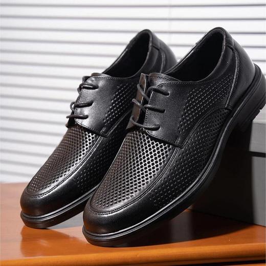 SaCha 男士冲孔洞洞皮鞋 鞋面牛皮 内里猪皮 质感皮面/柔韧软底/舒适行走 3-3.5cm跟高上脚轻松 橡胶大底防滑耐磨 商品图0