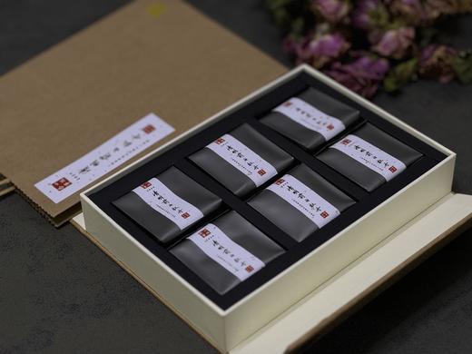 【白茶礼盒装】2024清明前白牡丹滋味稠蜜、汤水柔润、花香清丽，在喉间，开出了一朵朵炫烂的春日之花 商品图2