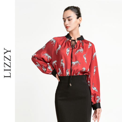 LIZZY 复古时尚洋气动物印花重磅真丝水滴领撞色立领女衬衫7939 商品图4