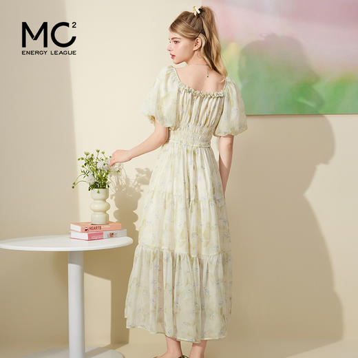 mc2一字领打揽印花长款连衣裙女装2024夏季新款时尚显白碎花裙 商品图2